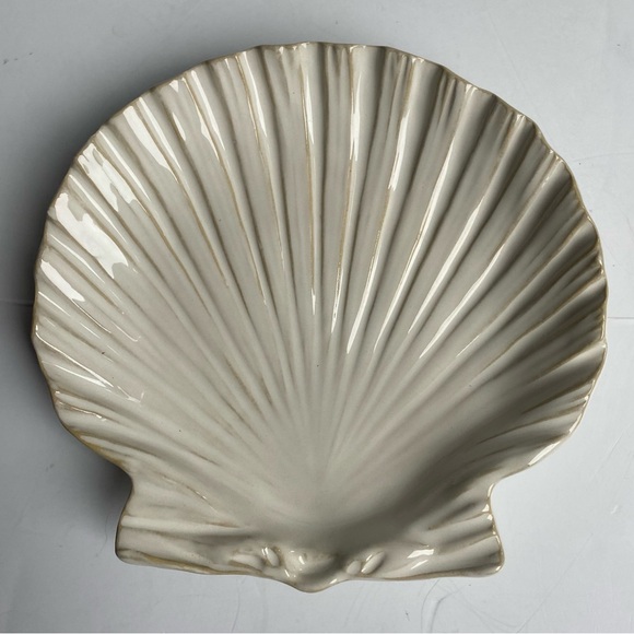 Scallop Shell Plate Trinket Dish 7.5” Ceramic Ivory Realistic Candy Decor New - Picture 1 of 16